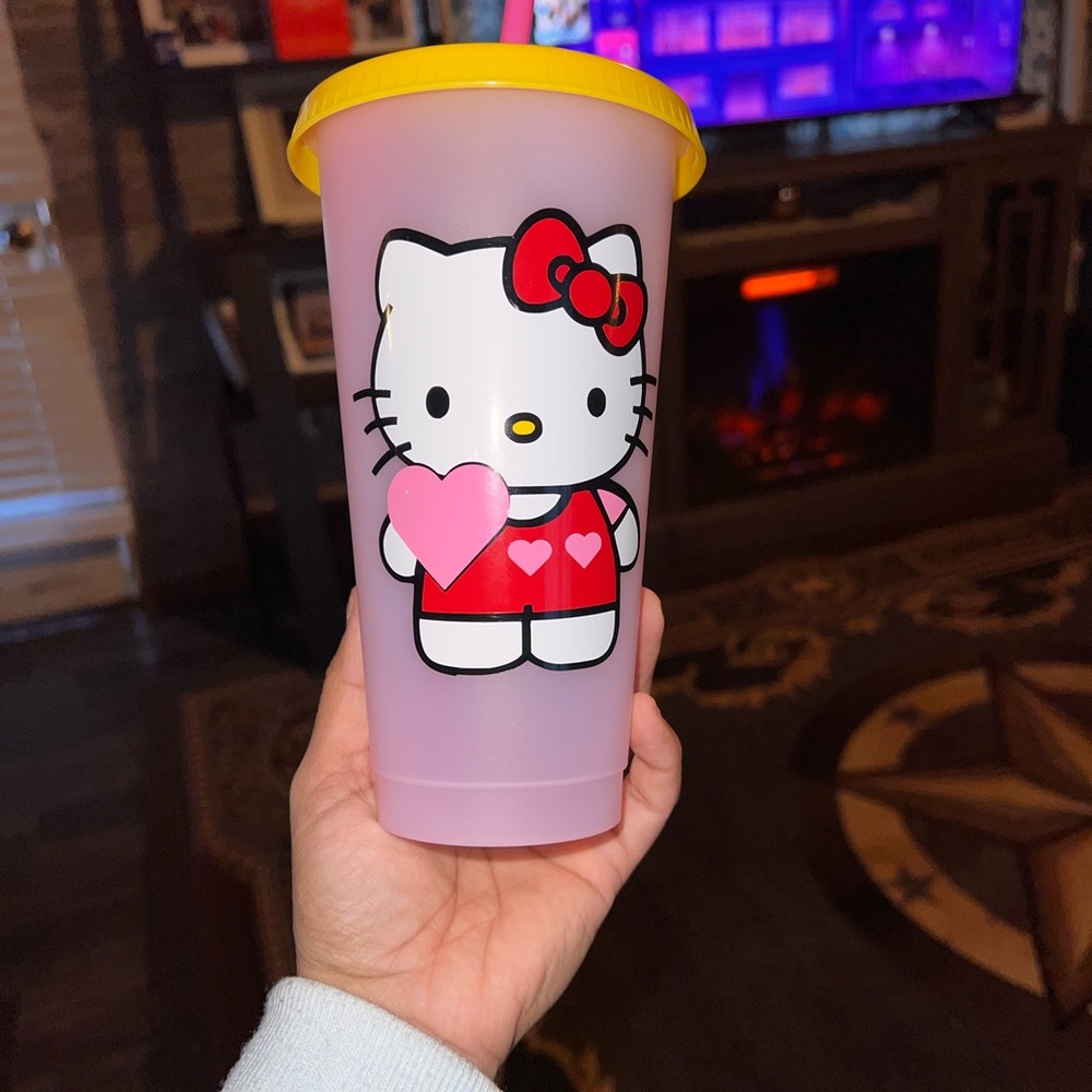 Hello kitty Heart cup